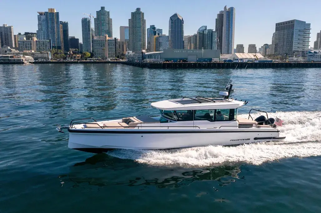 2025 Axopar 37 XC Cross Cabin for Sale | Jeff Brown Yachts