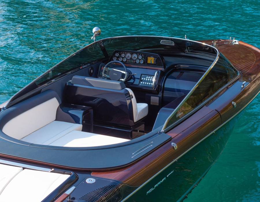 Elegant Cockpit Comfort