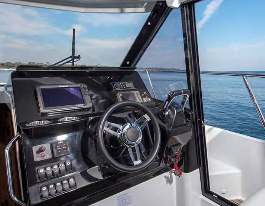 Innovative Helm Station