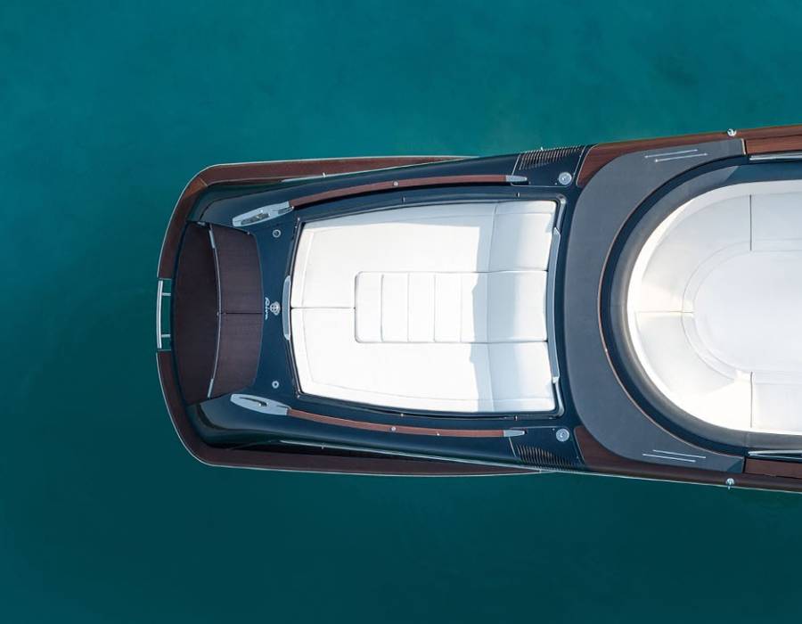 Signature Aft Sunpad