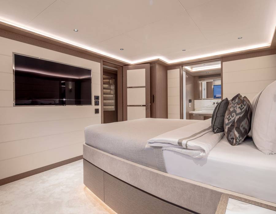 Flexible Five-Stateroom Layout